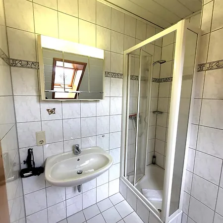 21109